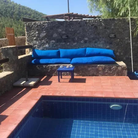 Case de vacanță Idyllic Romantic Cottage In A Secluded Location Kinali (Aegean)
